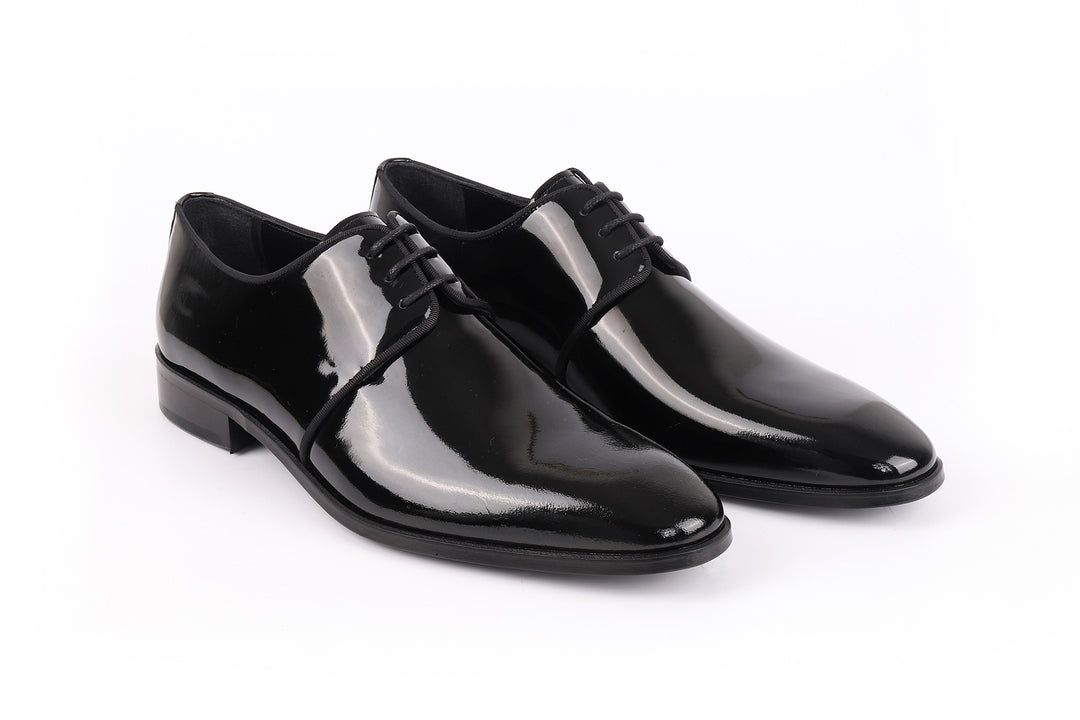 Irving Patent Leather Derby Shoes – VELLAPAIS display picture 1